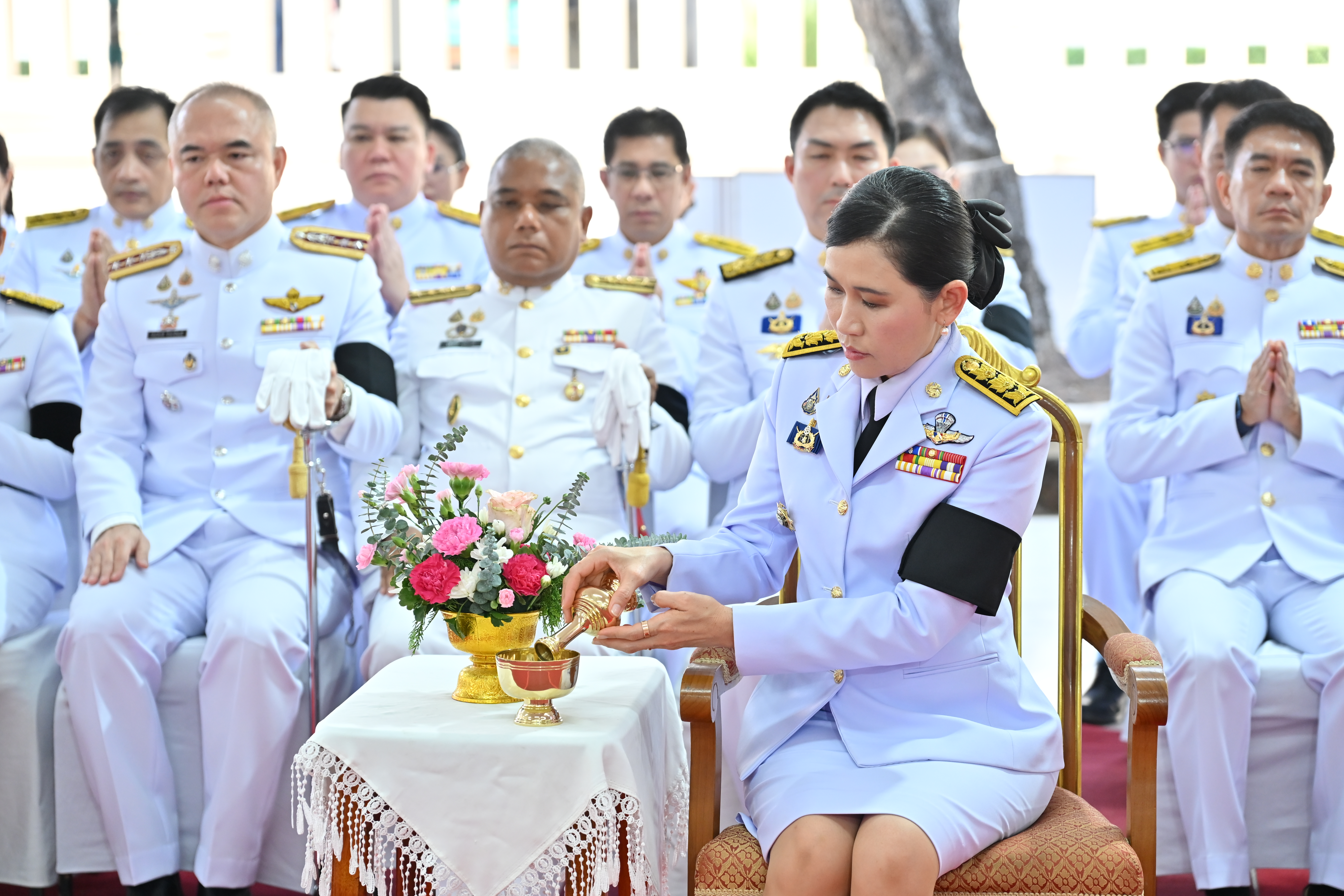 title - ส.ป.ก. นครปฐม เข้าร่วมพิธีสวดพระพุทธมนต์  และพิธีทำบุญตักบาตรถวายพระราชกุศล เนื่องในโอกาสการประกาศยกย่องพระเกียรติคุณ พระราชกรณียกิจ ในวาระครบ 100 ปี สมเด็จพระนางเจ้ารำไพพรรณี พระบรมราชินี ในรัชกาลที่ 7 